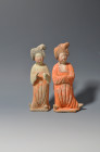 CHINA. Dinastía Tang. Lote de 2 fat ladies (618-907 d.C.). Cerámica. Altura de 20,5 a 21 cm. Adjunta certificado de termoluminiscencia QED Laboratoire...