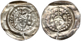 Henryk I Brodaty, Brakteat - głowa z krzyżem, pomiędzy proporcem, a wieżą - rzadkość R6
