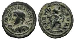 Constantius I Chlorus. Quinarius. 295-296 AD. Ticinum. (Ric-Unlisted). Anv.: CONSTANTIVS NOB C. Laureate and cuirassed bust to left, holding a spear o...