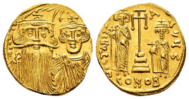 Constans II with Constantine IV, Heraclius and Tiberius. Solidus. 661-663 AD. Constantinople. (MIBE-31). (Doc-30e). (Sear-964). Anv.: ∂ N COSƮ..., fac...