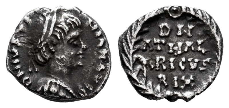 Ostrogoths. Athalaric. 1/4 Siliqua. 526-534 AD. Ravenna. In the name of Justinia...
