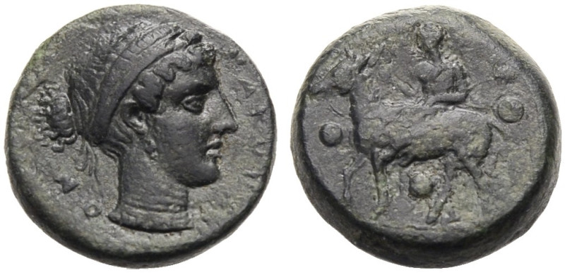 SIZILIEN. NAKONA. 
Tetras, Bronze, um 420 v. Chr. Dionysos auf einem Maultier n...