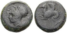 SIZILIEN. SYRAKUS. 
AE Hemilitron. 375-344 v. Chr. Unter Dionysios I. und II. Kopf der Athena im korinthischen Helm n.l. Rv. Hippokamp n.l. 8,29 g. C...