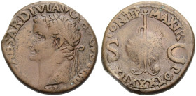 KAISERZEIT. 
Tiberius, 14-37. As, 36-37 TI CAESAR DIVI AVG F AVGVST IMP VIII Rv. PONTIF MAX TR- POT XXXIIX/ S-C um Steuerruder auf Globus. 11,17 g. R...