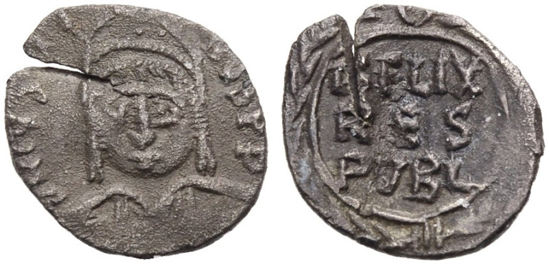 . 
Iustinus II., 565-578. AR Siliqua, 567-577 Karthago. Gep. Büste mit Helm von...