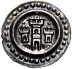 RAVENSBURG, KÖNIGLICHE MÜNZSTÄTTE. 
NACH 1250. Brakteat um 1250-1270. Torburg mit drei gedeckten Zinnentürmen mit je einem Fenster, unter dem Mittelt...
