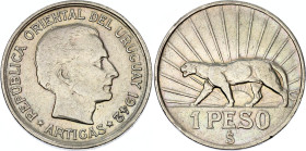 Uruguay 1 Peso 1942 So
KM# 30, N# 10344; Silver; Artigas; XF+
