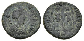 Honorius Æ Nummus. (15mm, 1.64 g) Heraclea, AD 408-23. D N HONORI[VS P F AVG], pearl-diademed, draped and cuirassed bust right; star behind / [GLORIA ...