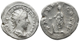 GORDIAN III. Antoninian. (22mm, 3.62 g). 240 AD Rome. Anv: Radiated and draped bust of Gordiano III on the right, around legend: IMP GORDIANVS PIVS FE...