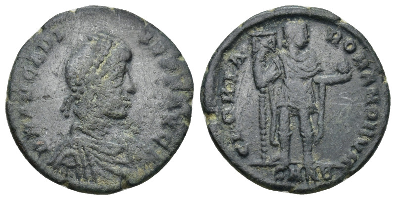 Arcadius. AD 383-408. AE (4.46 Gr. 21mm). Nicomedia 
Pearl-diademed, draped, and...