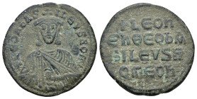 Leo VI 'the Wise' Æ Nummus. Constantinople, AD 886-912. (27mm, 6.98 g ) +LEOҺ bASILEVS ROM, crowned facing bust, holding akakia / +LЄOҺ ЄҺ ΘΕΟ bASILЄV...