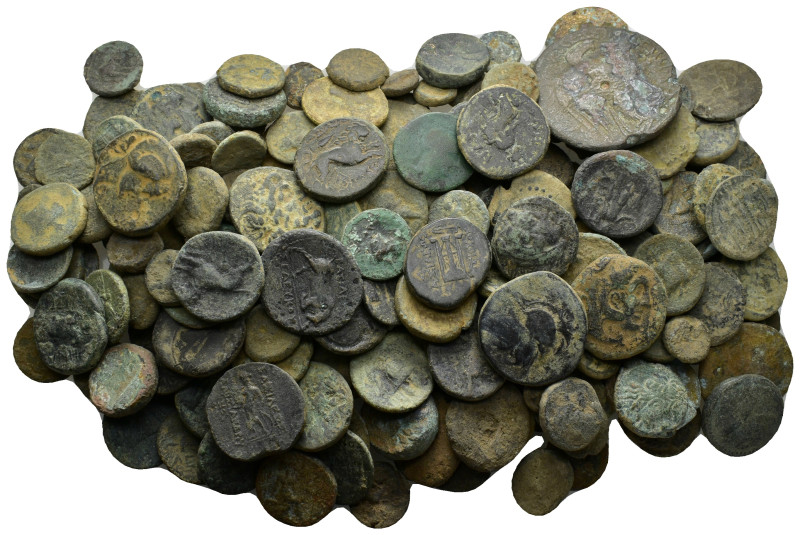 Mixed lot 200 pieces SOLD AS SEEN NO RETURNS.