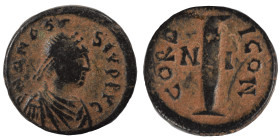Anastasius I, 491-518. Decanummium (bronze, 2.77 g, 15 mm). Nicomedia. Diademed, draped, and cuirassed bust right. Rev. Large I between N-I; I CONCORD...