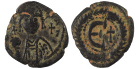 Justinian I, 527-565. Pentanummium (bronze, 2.34 g, 17 mm), Carthage. [DN IVSTINIANVS P P AVG] or similar, helmeted and cuirassed bust facing. Rev. La...