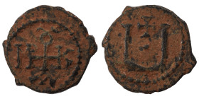 Maurice Tiberius, 582-602. Pentanummium (bronze, 1.33 g, 15 mm), Theoupolis (Antioch). Monogram 15 of Maurice Tiberius. Rev. Large Ч; above, cross. DO...