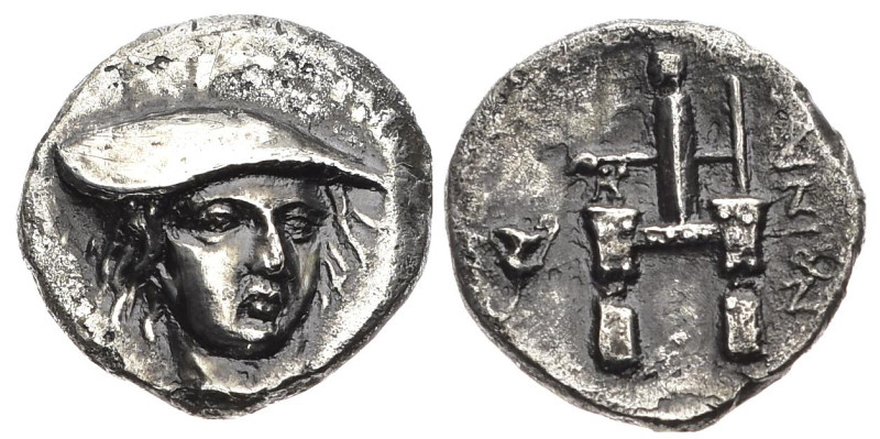 Thrace, Ainos. AR Drachm, 3.17 g 17.55 mm. Circa 357-342/1 BC.
Obv: Head of Herm...