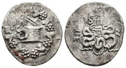 Mysia, Pergamon. AR Cistophoric Tetradrachm, 12.10 g 27.02 mm. Circa 166-67 BC.
Obv: Cista mystica with serpent; all within ivy wreath.
Rev: Bow case ...
