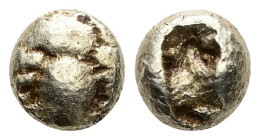 Ionia, Ephesos, EL Hekte, 2.31 g 9.48 mm. Circa 600-550 BC.
Obv: "Primitive" bee
Rev: Two incuse squares.
Ref: SNG von Aulock -. SNG Kayhan -. Karw...