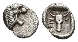 Caria, Chersonesos. AR Diobol, 0.80 g 10.31 mm. 480-450 BC. Obv: Forepart of roaring lion right.
Rev.: XEP; Facing head of bull within incuse square. ...