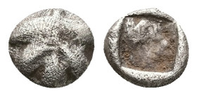 Caria, Rhodos. Kamiros. AR Hemiobol, 0.52 g 7.82 mm. Circa 550-500 BC.
Obv: Fig leaf
Rev: Square incuse with raised geometric pattern.
Ref: HN Online ...