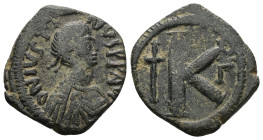 Justin I, AD 518-527. AE, Half Follis. 8.74 g. 27.77 mm. Constantinople.
Obv: DN IVSTI-NVS PP Pearl diademed, draped, cuirassed bust right.
Rev: Large...