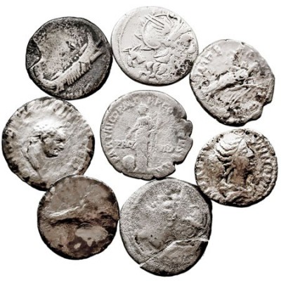 IMPERIO ROMANO LOTES DE CONJUNTO Lote de 8 monedas. Denario. AR. Republicanos (2...