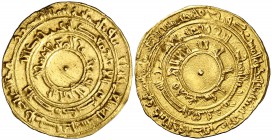 * AH 347. Fatimidas de Egipto y Siria. Al-Mu'izz Abu al-Tamim. Al-Mansuriya. Dinar. (S.Album 697.1). 4,16 g. Con tres líneas completas y bien legibles...