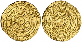 * AH 360. Fatimidas de Egipto y Siria. Al-Mu'izz Abu al-Tamim. Al-Mansuriya. Dinar. (S.Album 697.1) (Lavoix 112). 4,18 g. EBC-.