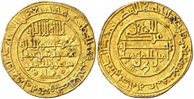 AH 499. Almorávides. Yusuf ibn Texufin y el amir Ali. Daniya (Dènia). Dinar. (V. 1522) (Hazard 138). 4,07 g. Bella. Ex Áureo 15/12/2004, nº 327. Muy r...
