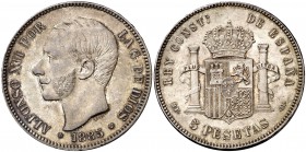 1885*1887. Alfonso XII. MPM. 5 pesetas. (Cal. 43). 24,93 g. Leves marquitas. Bella pátina. Escasa así. EBC/EBC+.