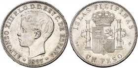 1897. Alfonso XIII. Manila. SGV. 1 peso. (Cal. 81). 24,81 g. MBC+.