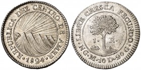 1824. República de América Central. NG (Guatemala). M. 1 real. (Kr. 3). 3,32 g. AG. Parte de brillo original. EBC.
