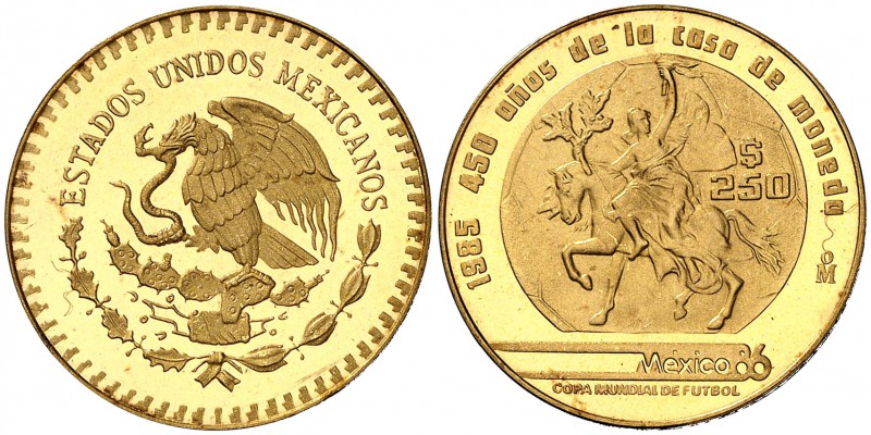 1985. México. 250 pesos. (Fr. 188) (Kr. 506.2). 8,57 g. AU. Mundial de Fútbol-Mé...