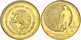 1985. México. 500 pesos. (Fr. 185) (Kr. 501.1). 17,29 g. AU. Mundial de Fútbol-México '86. En estuche oficial con certificado. S/C.