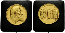 Obwalden
 Goldmedaille / Gold medal 1947. 50.0 mm. 0.750 Fine. NICOLAUS DE FLUE CANONISATIO XV.V.MCMXLVII. Rv. STANS XXII.XII.MCDLXXXI. Stempel von /...