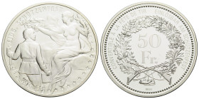 Schützentaler & Schützenmedaillen / Shooting talers & Shooting medals Wallis / Valais
 50 Franken / 50 Francs 2015. 37 mm. Silber / Silver 0.900. Sch...