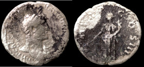 Hadrian. (117-138 AD). Denar. (18mm, 2,08g). Obv: laureate bust of Hadrian right.