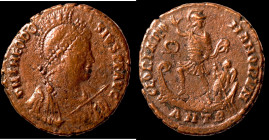 Theodosius I. (392-395 AD). Follis. (23mm, 4,62g) Constantinopolis. Obv: D N THEODOSIVS P F AVG. pearl-diademed and armed bust of Theodosius right. Re...