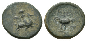 TROAS, Dardanos (4th-3rd century BC.) AE.
Obv: Rider on horse prancing right.
Rev: ΔΑΡΔΑ.
Cock standing right.
Condition: Good very fine.
Weight:...