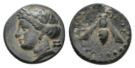 IONIA, Ephesos (Circa 375-325 BC.) AE.
Obv: Head of Tyche left, wearing mural crown.
Rev: E - Φ.
Bee.
SNG von Aulock 1839; SNG Copenhagen 256; BMC...