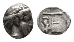 IONIA, Kolophon (Circa 450-410 BC.) AR Tetartemorion.
Obv: Laureate head of Apollo right.
Rev: TE monogram, cicada left; all within incuse square.
...