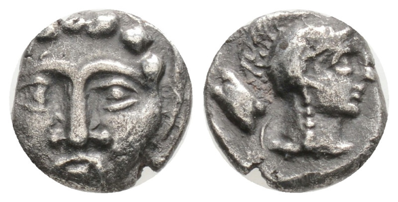 PISIDIA. Selge. Obol (Circa 350-300 BC). 0,96 g. 4,3 mm.
Obv: Facing gorgoneion....