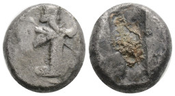 Greek
ACHAEMENID EMPIRE. Time of Darios I to Xerxes II (485-420 BC). Sardes.
AR Siglos (15,7 mm 4,6g)
Obv: Persian king in kneeling-running stance rig...