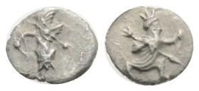 PERSIA, Achaemenid Empire. temp. Artaxerxes II to Darios III. 4th century BC. AR Hemiobol (7,4 mm, 2.24 g, 6h). Persian king or hero, wearing kidaris ...