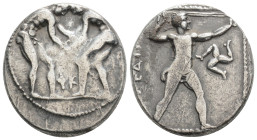PAMPHYLIA. Aspendos. Stater (Circa 380/75-330/25 BC). 10,79 g. 22,1 mm.
Obv: Two wrestlers grappling; ΦK between them.
Rev: EΣTFEΔIIYΣ. Slinger in thr...