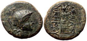 Mysia, Pergamon, AE, (Bronze,6.15 g 20 mm), Mid-late 2nd century BC.
Obv: Helmeted head of Athena right.
Rev: ΑΘΗΝΑΣ ΝΙΚΗΦΟΡΟY, Trophy consisting of h...