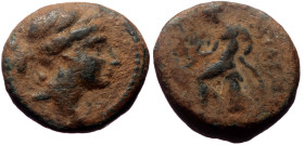 Seleukid King of Syria, Antioch, Antiochos I Soter (281-261 BC) AE (Bronze, 15mm, 4,47g)
Obv: Diademed head right 
Rev: BAΣIΛEΩΣ ANT-IOXOY, Apollo on ...