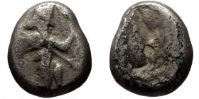Persia, Achaemenid Empire. temp. Darios I to Xerxes II (ca 485-420 BC) AR Siglos (Silver, 4.26g, 15mm) Sardes mint. 
Obv: Persian king or hero, wearin...