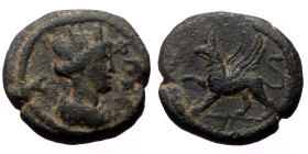 Ionia, Phocaea AE (Bronze, 3.50g, 15mm) uncertain reign, Issue: Mid first to second century?
Obv: ΦΩΚƐΑ; bust of Phocaea, r.
Rev: griffin walking l.
R...
