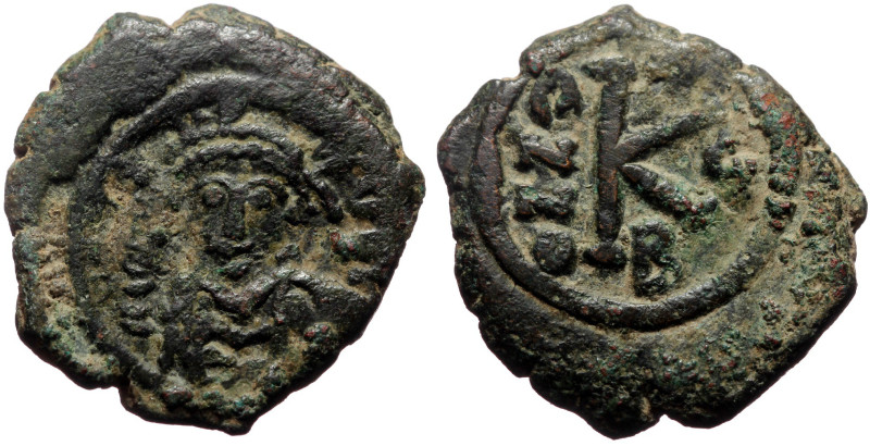 Maurice Tiberius (582-602) AE half follis (Bronze, 22mm, 6.17g) Constantinople y...